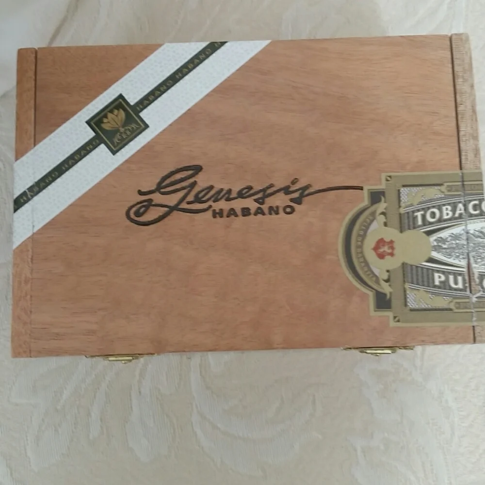 Genesis graphic wooden cigar box hinged latched